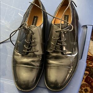 Bostonian Classic Black Oxfords
